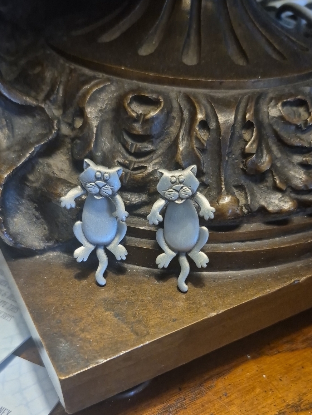 Jonette Jewelry JJ Vintage Cat Pewter Earrings
